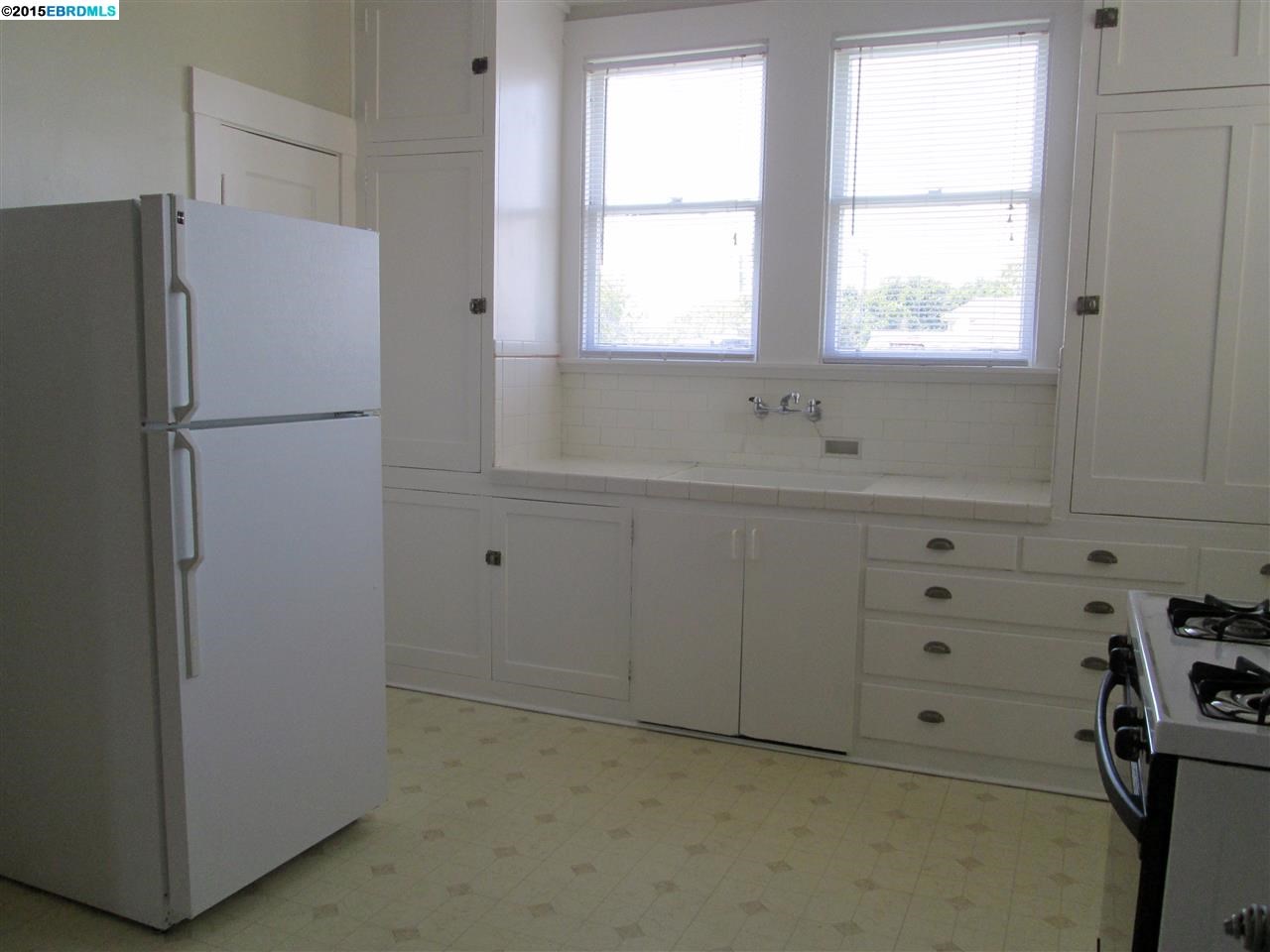 3801 Shafter Ave, OAKLAND, California 94609, ,Comm Ri Multi-units 5+,For Sale,Shafter Ave,40690542