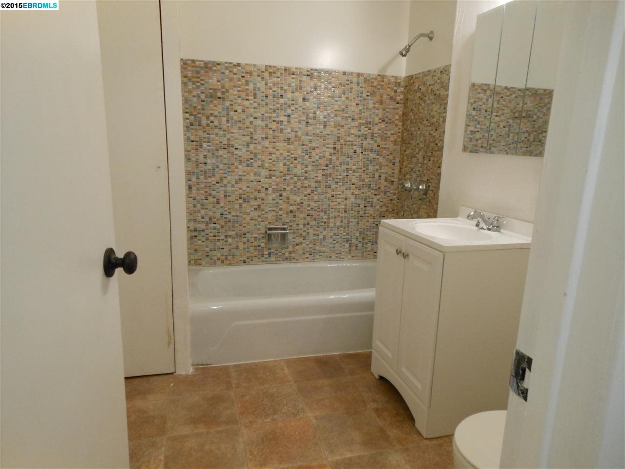 3801 Shafter Ave, OAKLAND, California 94609, ,Comm Ri Multi-units 5+,For Sale,Shafter Ave,40690542