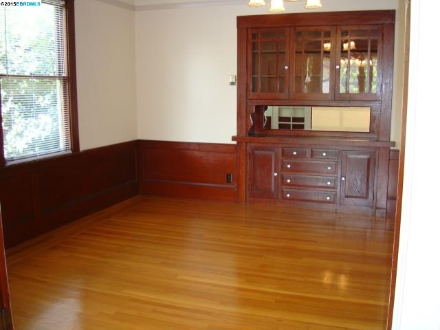 3801 Shafter Ave, OAKLAND, California 94609, ,Comm Ri Multi-units 5+,For Sale,Shafter Ave,40690542