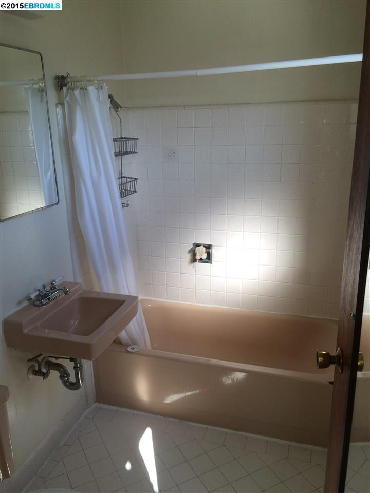 1009 Kains Avenue, ALBANY, California 94706, ,Comm Ri Multi-units 5+,For Sale,Kains Avenue,40692359