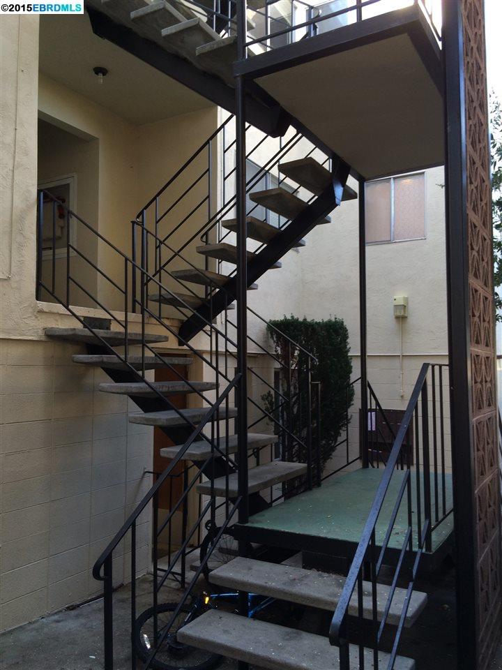 1009 Kains Avenue, ALBANY, California 94706, ,Comm Ri Multi-units 5+,For Sale,Kains Avenue,40692359