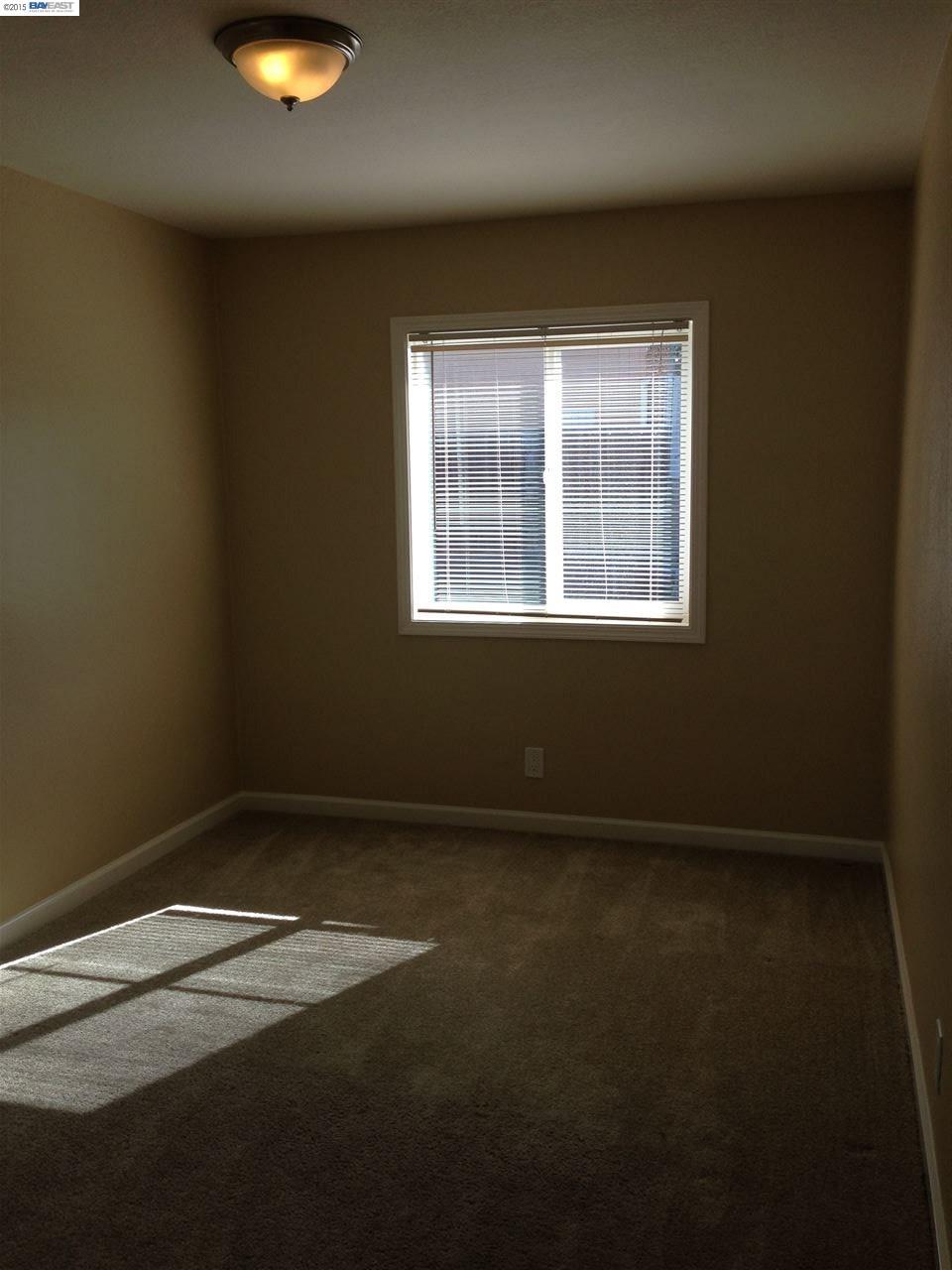 1810 25th Street, OAKLAND, California 94606, ,Comm Ri Multi-units 5+,For Sale,25th Street,40693263