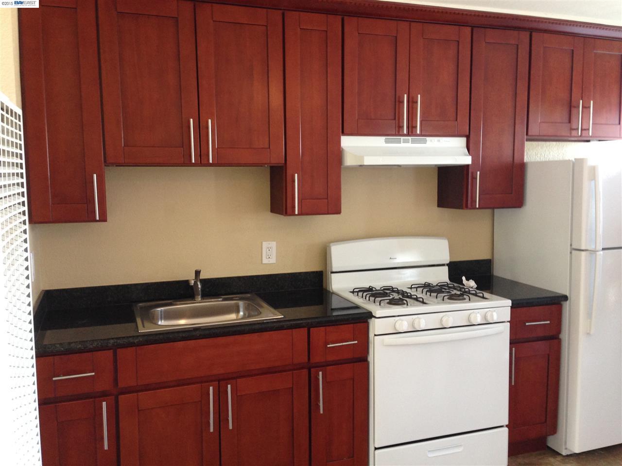 1810 25th Street, OAKLAND, California 94606, ,Comm Ri Multi-units 5+,For Sale,25th Street,40693263
