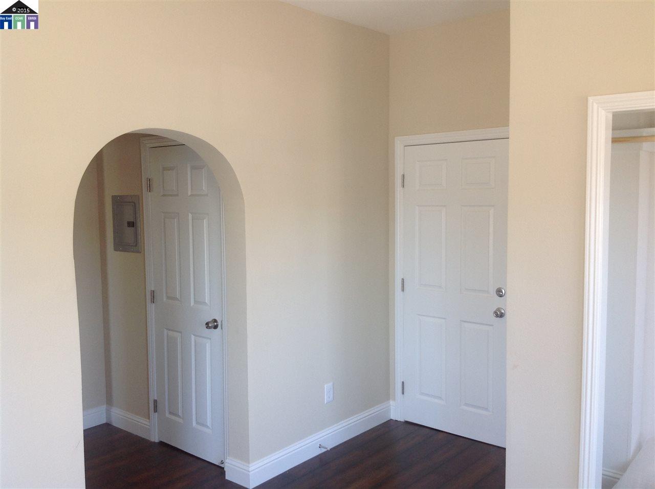 2600 International, OAKLAND, California 94601, ,Comm Ri Multi-units 5+,For Sale,International,40694326