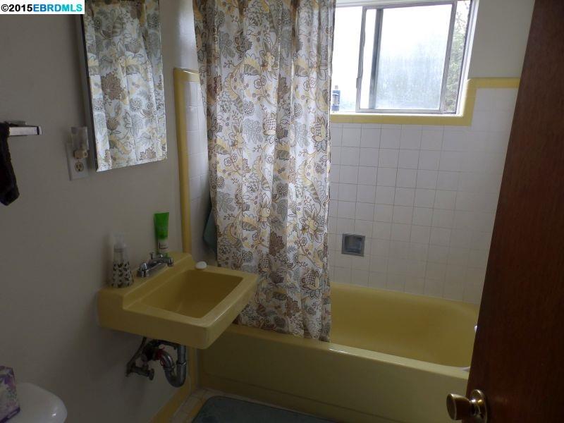641 Adams St, ALBANY, California 94706, ,Comm Ri Multi-units 5+,For Sale,Adams St,40698208