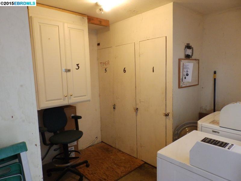 641 Adams St, ALBANY, California 94706, ,Comm Ri Multi-units 5+,For Sale,Adams St,40698208