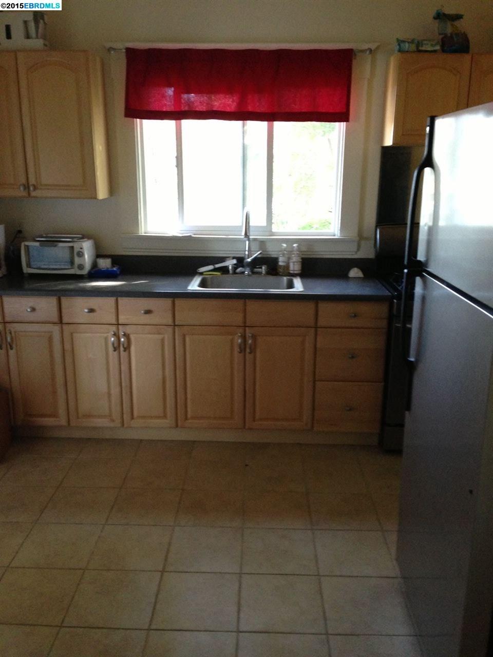 30 Nicholl Ave, RICHMOND, California 94801, ,Comm Ri Multi-units 5+,For Sale,Nicholl Ave,40700855