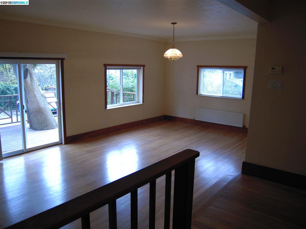30 Nicholl Ave, RICHMOND, California 94801, ,Comm Ri Multi-units 5+,For Sale,Nicholl Ave,40700855