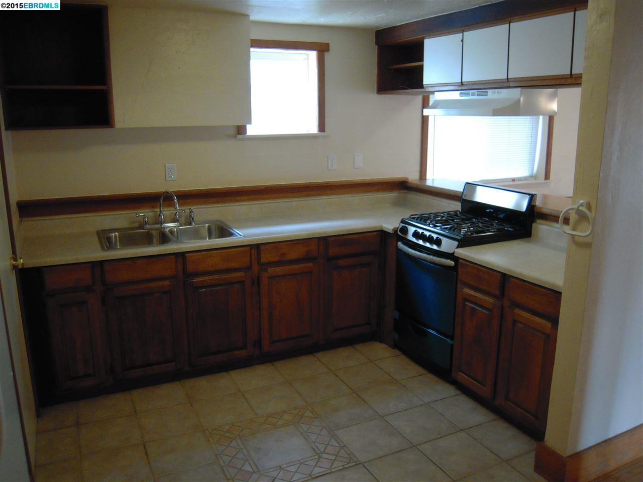 30 Nicholl Ave, RICHMOND, California 94801, ,Comm Ri Multi-units 5+,For Sale,Nicholl Ave,40700855
