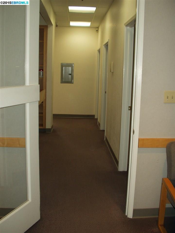 1690F San Pablo Ave, PINOLE, California 94564, ,Comm Industrial For Lease,For Rent,San Pablo Ave,40940079