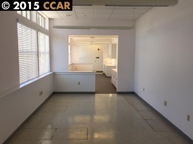 920 SAN PABLO AVE, PINOLE, California 94564, ,Comm Industrial For Lease,For Rent,SAN PABLO AVE,40940109