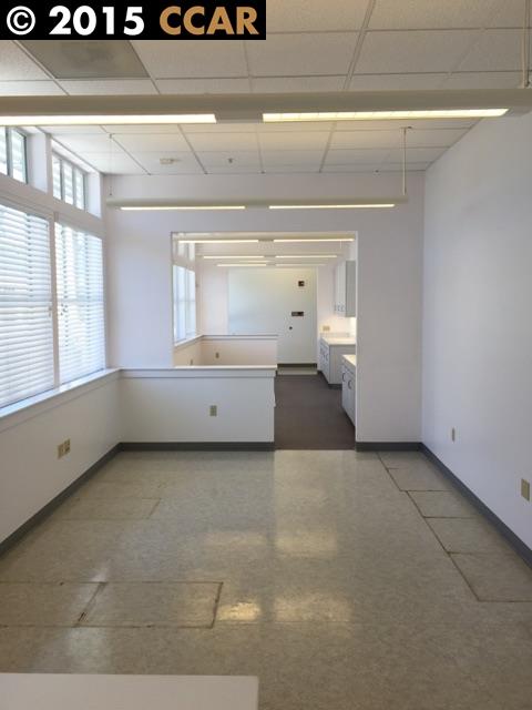 920 SAN PABLO AVE, PINOLE, California 94564, ,Comm Industrial For Lease,For Rent,SAN PABLO AVE,40940109