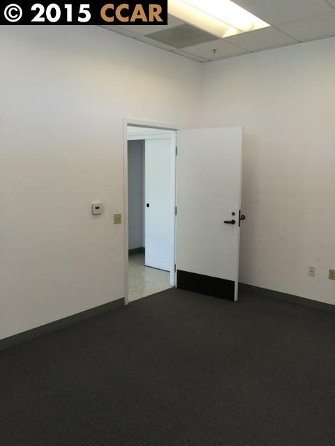 920 SAN PABLO AVE, PINOLE, California 94564, ,Comm Industrial For Lease,For Rent,SAN PABLO AVE,40940109