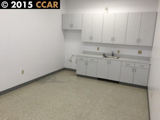 920 SAN PABLO AVE, PINOLE, California 94564, ,Comm Industrial For Lease,For Rent,SAN PABLO AVE,40940109
