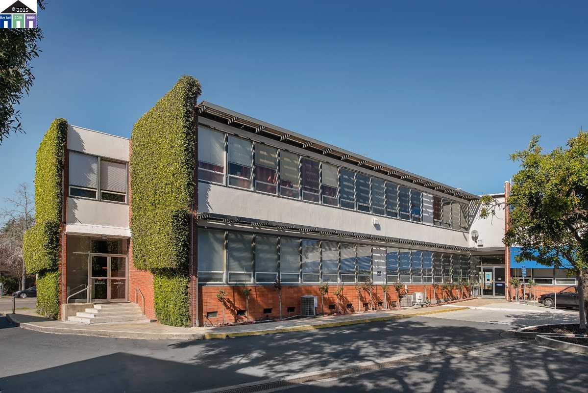 3031 tTelegraph, BERKELEY, California 94705, ,Comm Ri Multi-units 5+,For Sale,tTelegraph,40702154