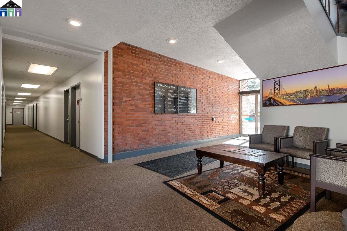 3031 tTelegraph, BERKELEY, California 94705, ,Comm Ri Multi-units 5+,For Sale,tTelegraph,40702154