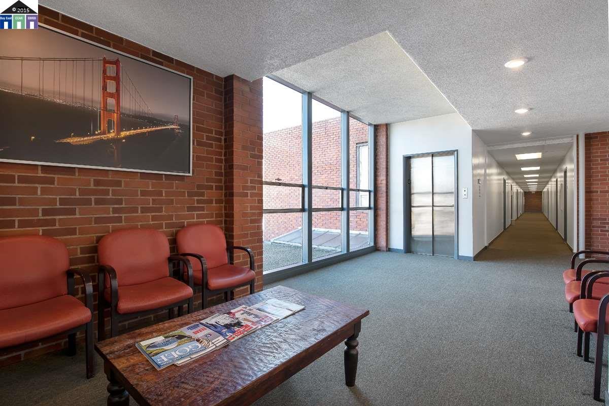 3031 tTelegraph, BERKELEY, California 94705, ,Comm Ri Multi-units 5+,For Sale,tTelegraph,40702154