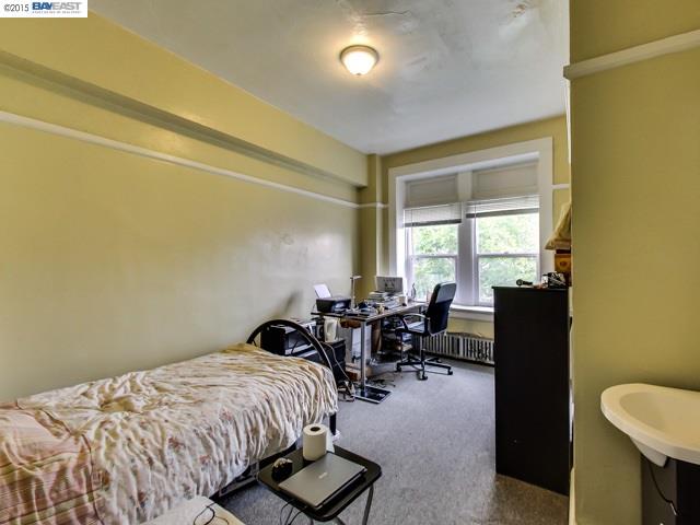 2008 Shattuck Ave., BERKELEY, California 94704, ,Comm Ri Multi-units 5+,For Sale,Shattuck Ave.,40702303