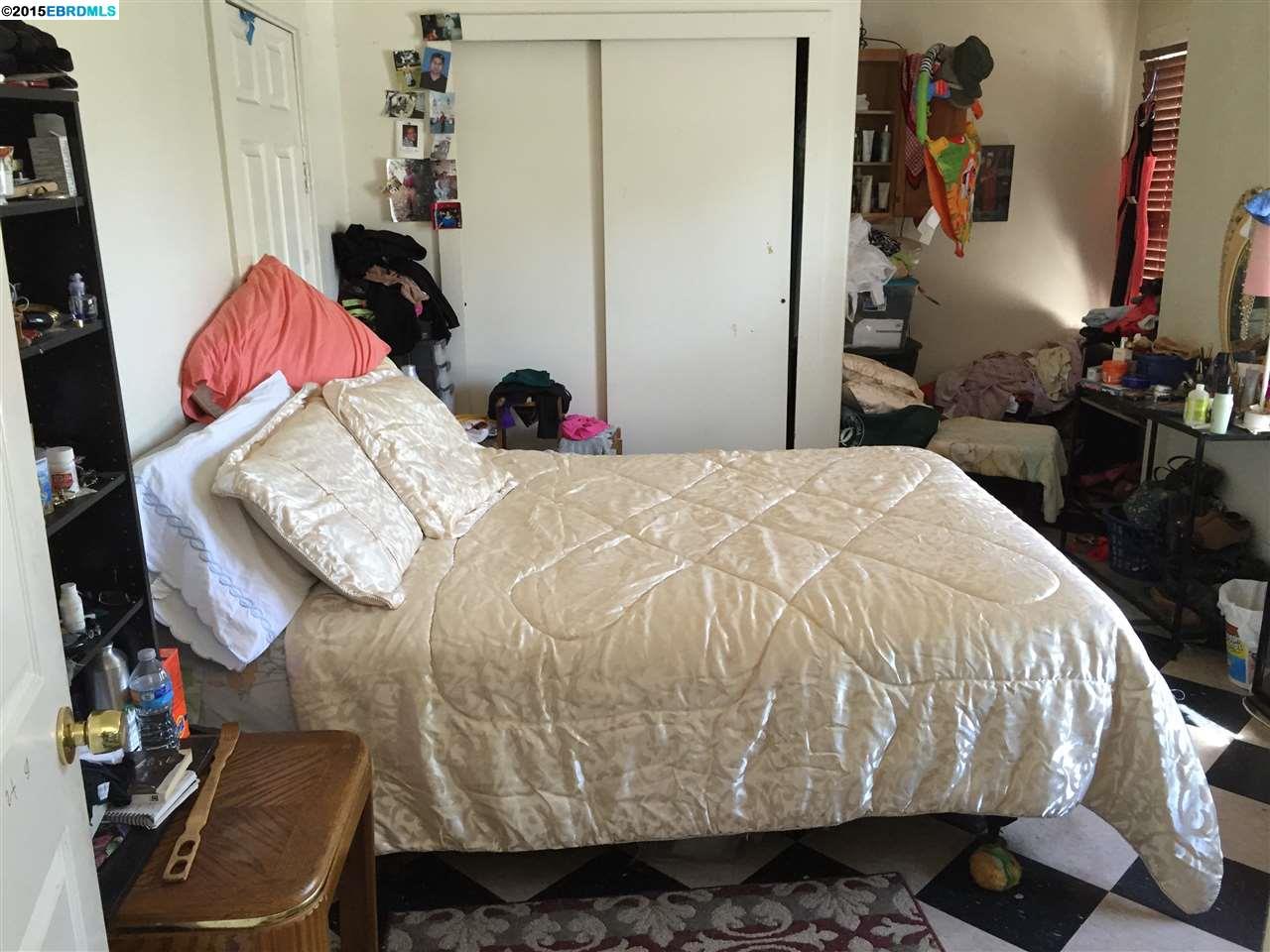 2138 19th Ave, OAKLAND, California 94606, ,Comm Ri Multi-units 5+,For Sale,19th Ave,40703329