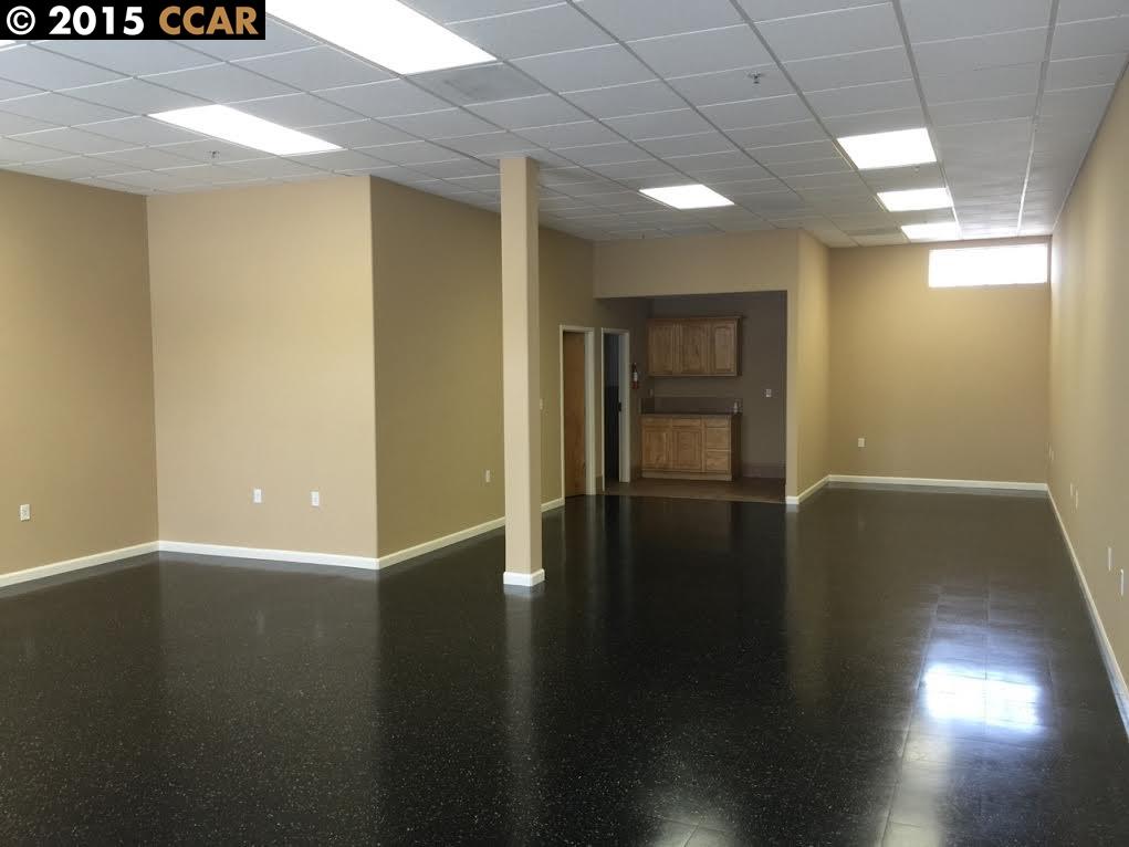 930 SAN PABLO AVE, SUITE B, PINOLE, California 94564, ,Comm Industrial For Lease,For Rent,SAN PABLO AVE, SUITE B,40940139