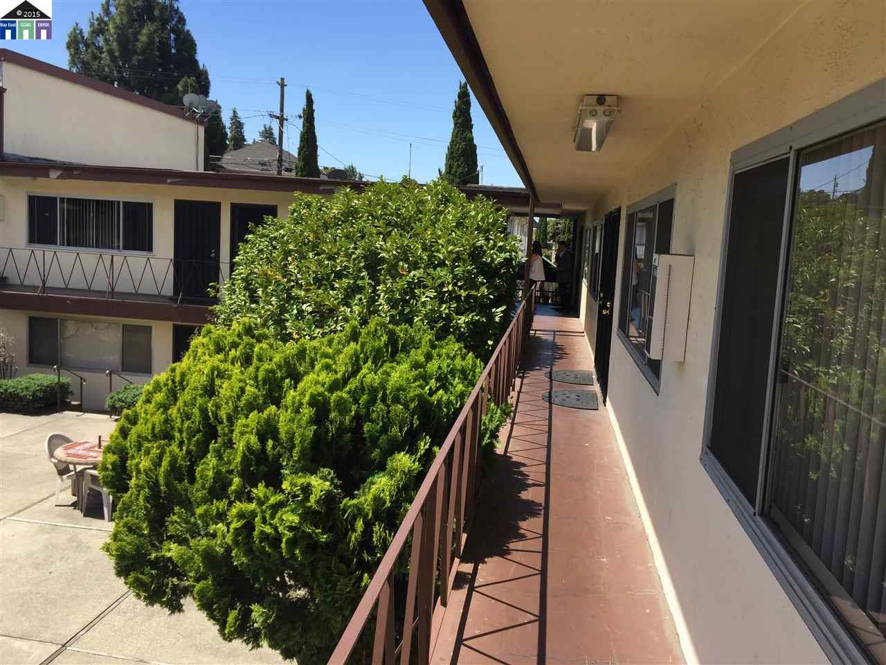 2800 NICOL AVE, OAKLAND, California 94602, ,Comm Ri Multi-units 5+,For Sale,NICOL AVE,40703347