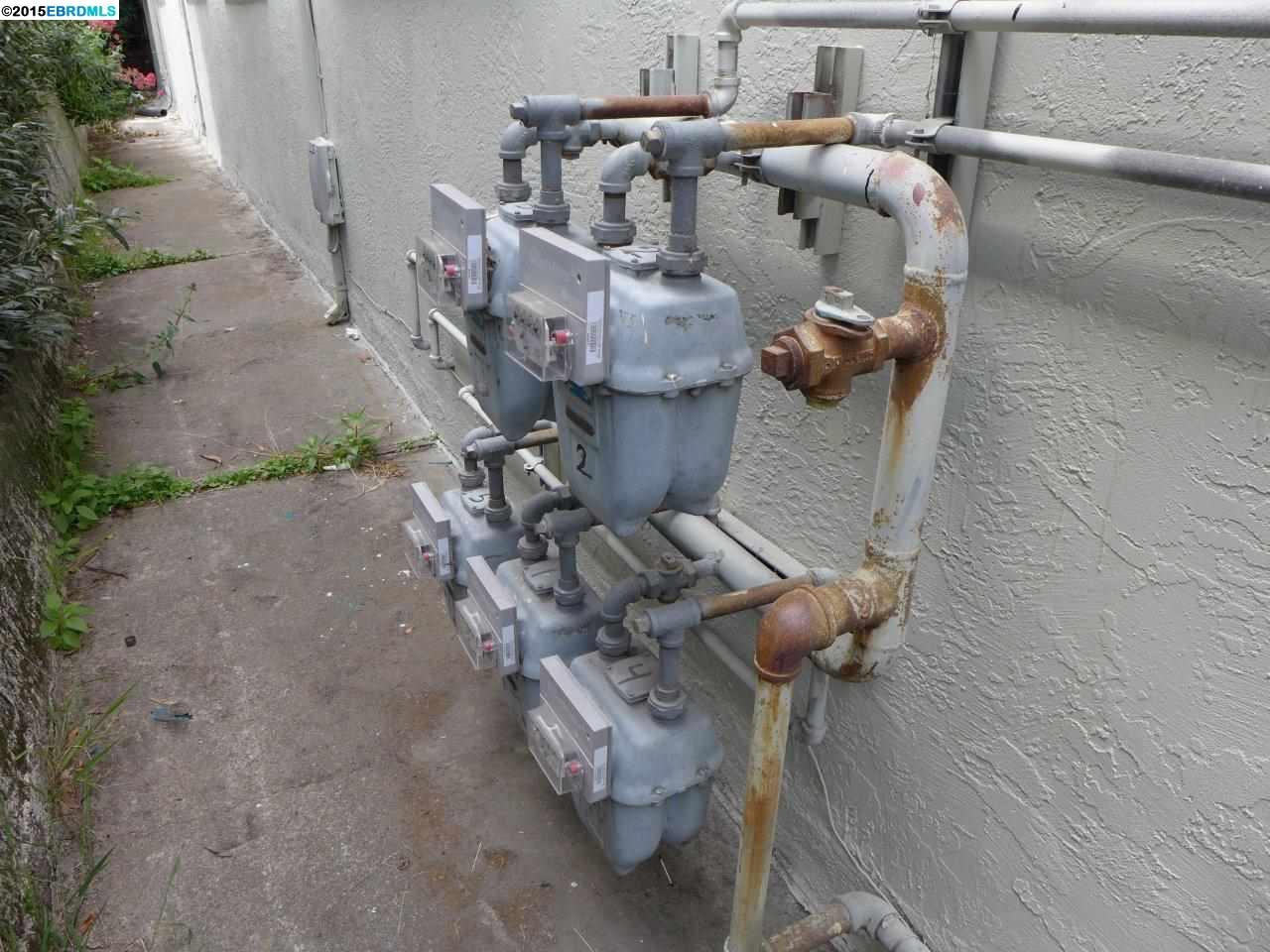 3035 Lynde Street, OAKLAND, California 94601, ,Comm Ri Multi-units 5+,For Sale,Lynde Street,40703853