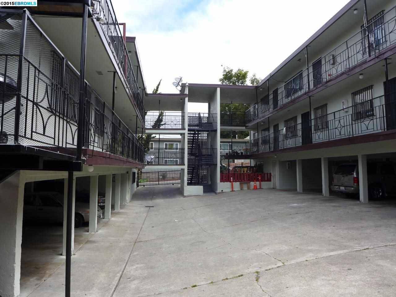 3035 Lynde Street, OAKLAND, California 94601, ,Comm Ri Multi-units 5+,For Sale,Lynde Street,40703853