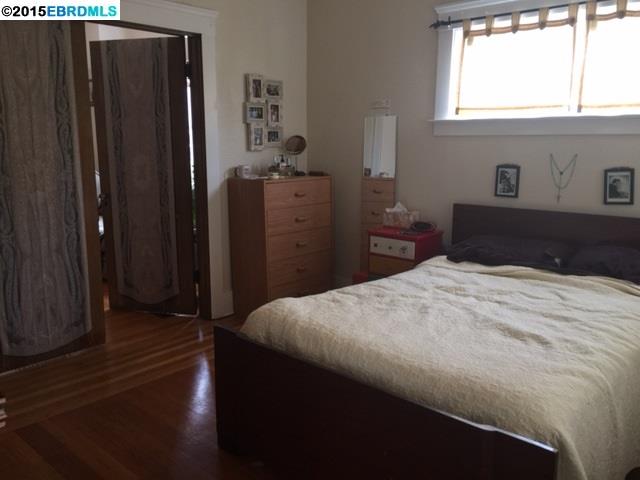 160 Athol Avenue, OAKLAND, California 94606-1779, ,Comm Ri Multi-units 5+,For Sale,Athol Avenue,40704030