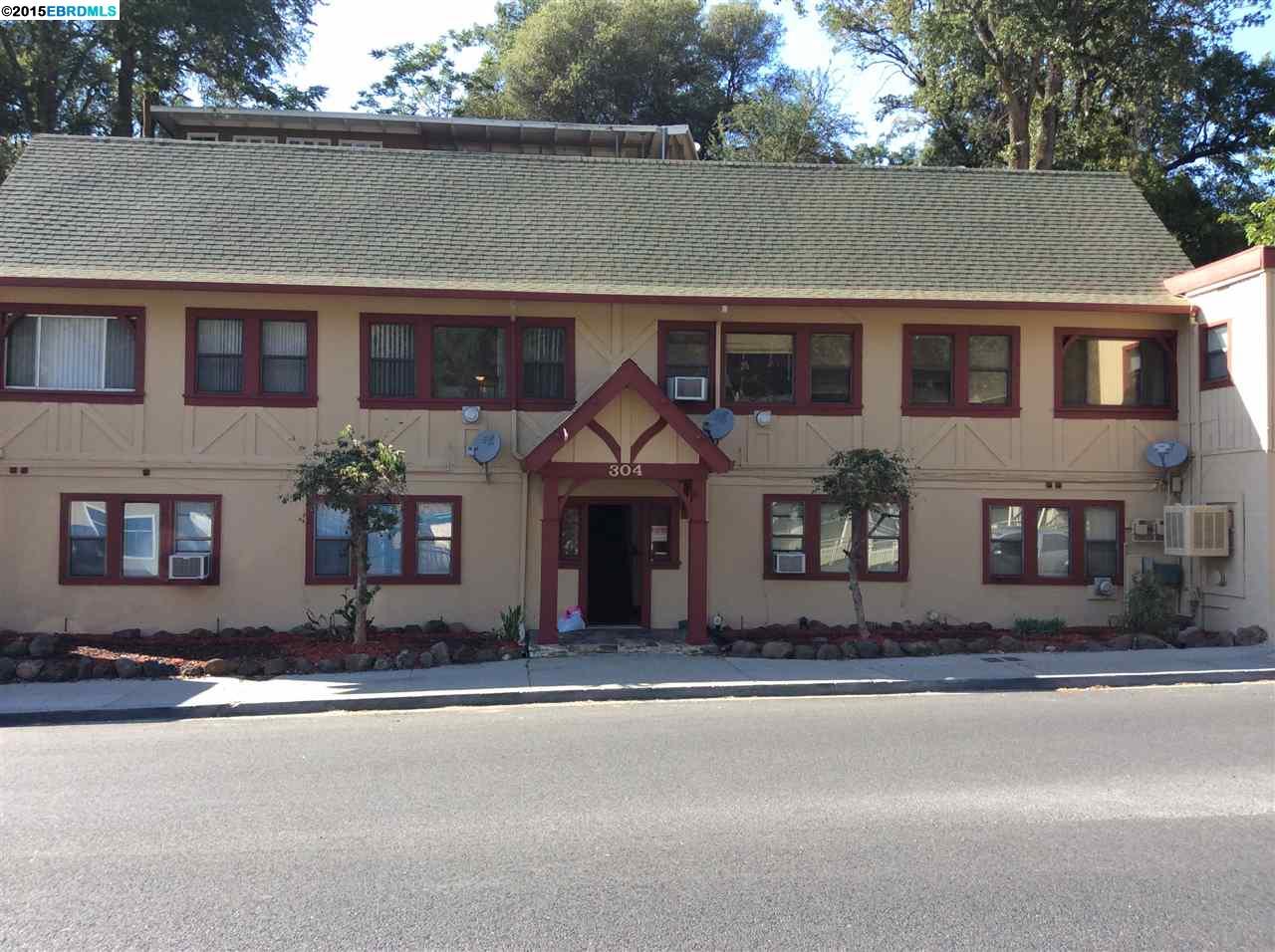 304 Stockton, STANISLAUS, California 95370, ,Comm Ri Multi-units 5+,For Sale,Stockton,40704142