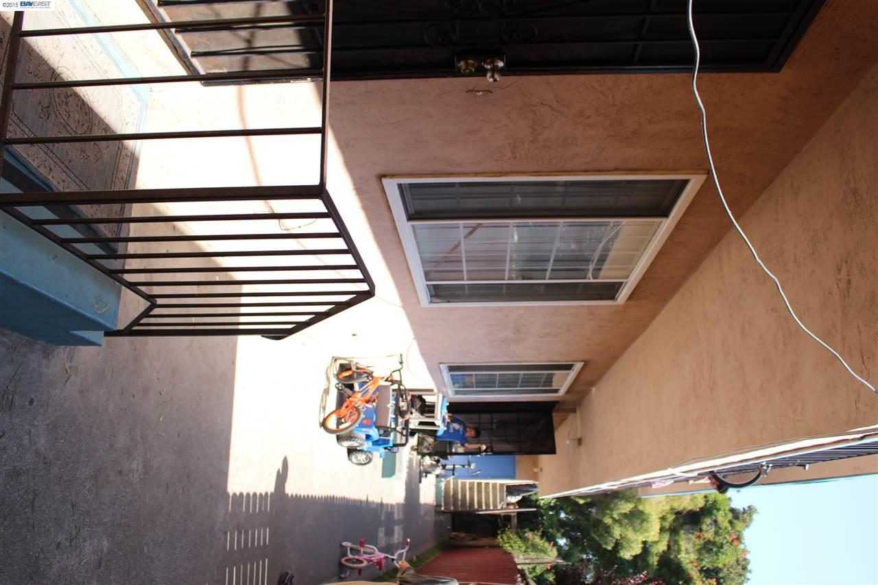 2930 16th St, OAKLAND, California 94601-2338, ,Comm Ri Multi-units 5+,For Sale,16th St,40705140