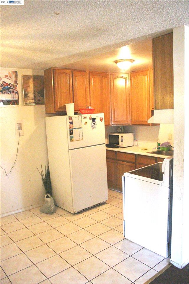 2930 16th St, OAKLAND, California 94601-2338, ,Comm Ri Multi-units 5+,For Sale,16th St,40705140