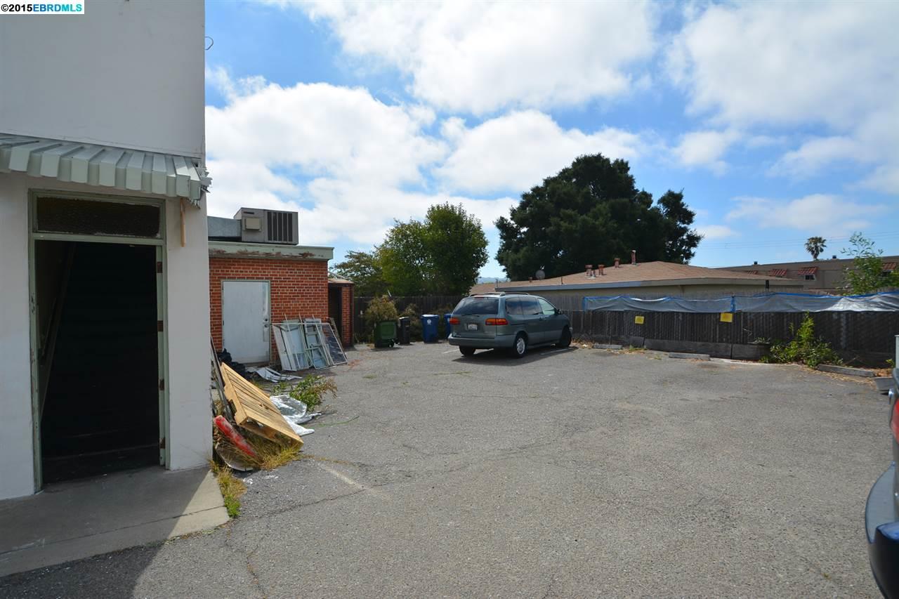 3223 CASTRO VALLEY BLVD, CASTRO VALLEY, California 94546-9999, ,Comm Industrial For Lease,For Rent,CASTRO VALLEY BLVD,40940214