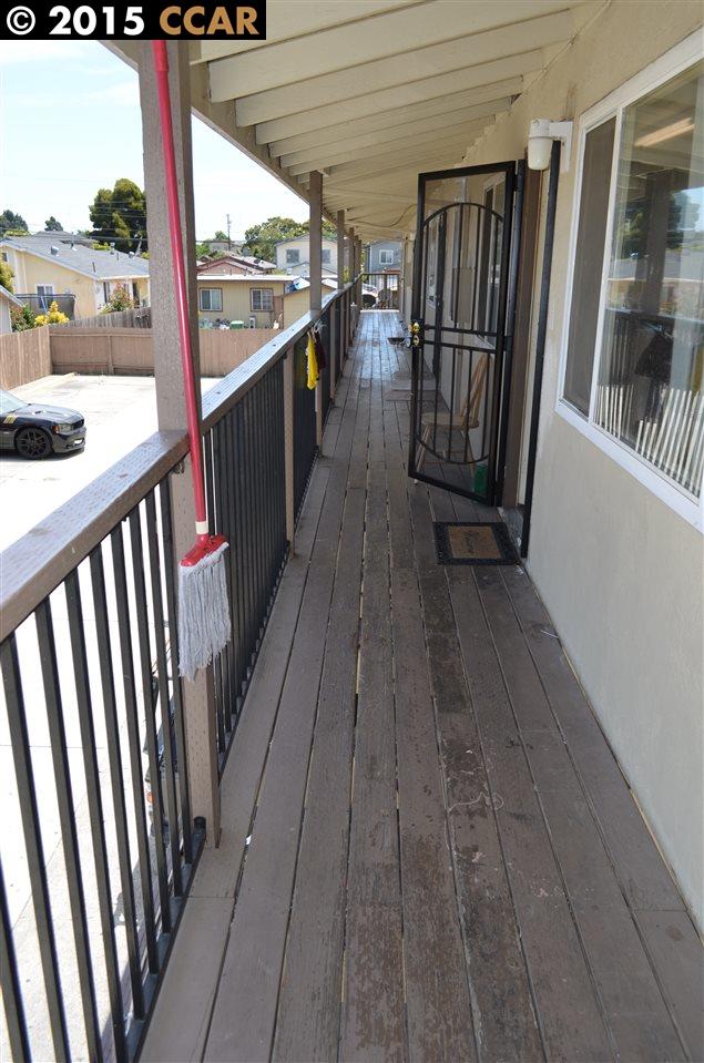 2114 BUSH AVE, SAN PABLO, California 94806, ,Comm Ri Multi-units 5+,For Sale,BUSH AVE,40707975
