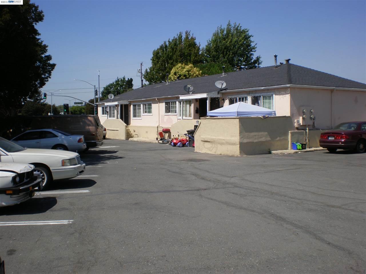 313 D St, HAYWARD, California 94541-6438, ,Comm Ri Multi-units 5+,For Sale,D St,40709535