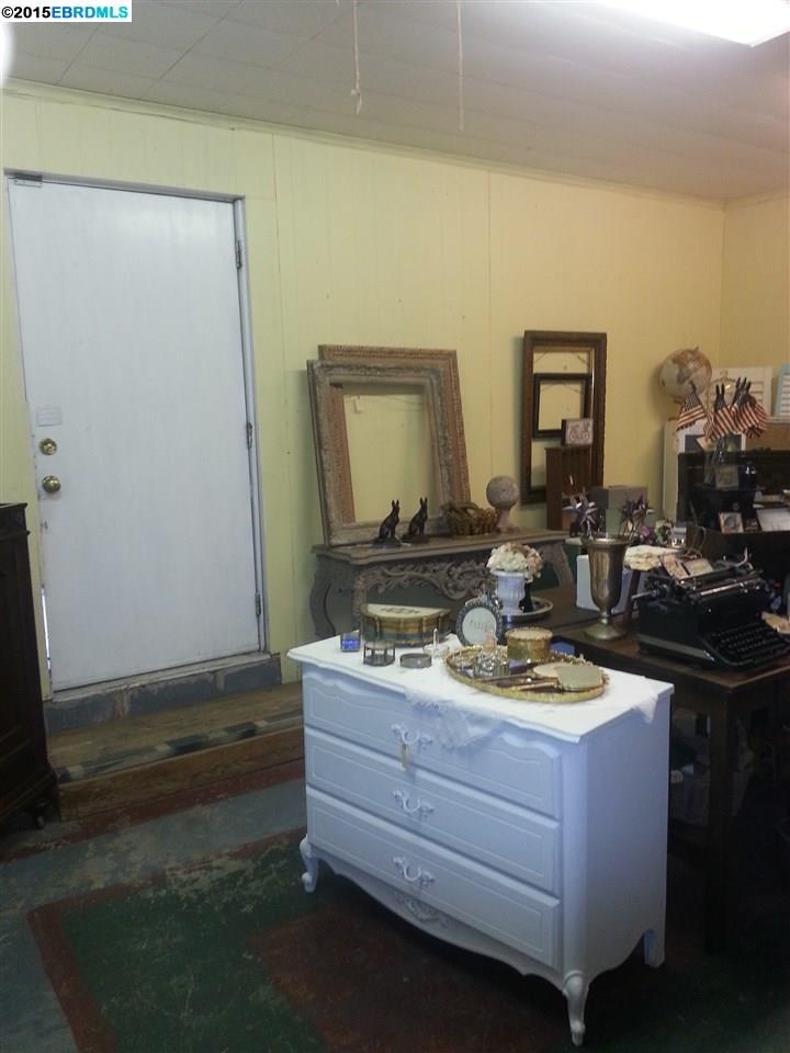 733 2nd Street, BRENTWOOD, California 94513-1352, ,Comm Industrial For Lease,For Rent,2nd Street,40940304