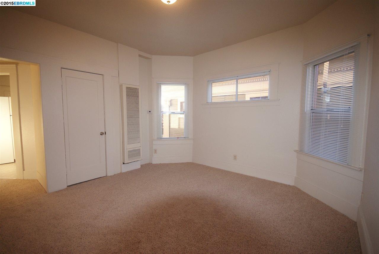 539 33rd St, OAKLAND, California 94609, ,Comm Ri Multi-units 5+,For Sale,33rd St,40713259