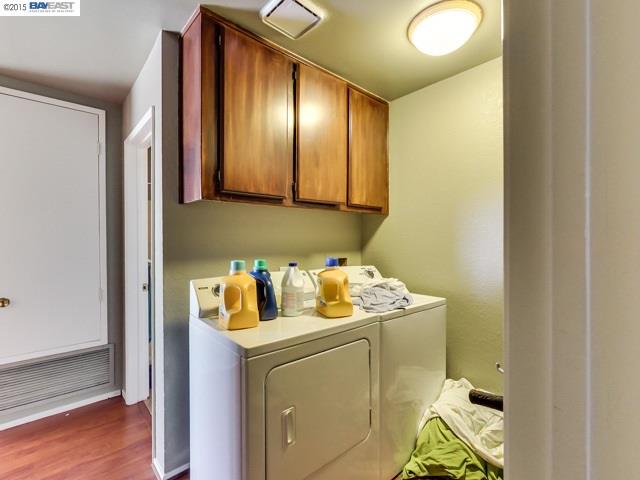 2219 23rd Ave., OAKLAND, California 94606, ,Comm Ri Multi-units 5+,For Sale,23rd Ave.,40715496