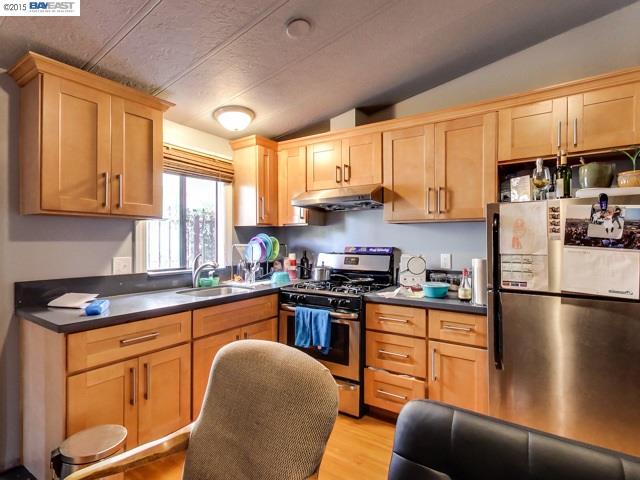 2219 23rd Ave., OAKLAND, California 94606, ,Comm Ri Multi-units 5+,For Sale,23rd Ave.,40715496