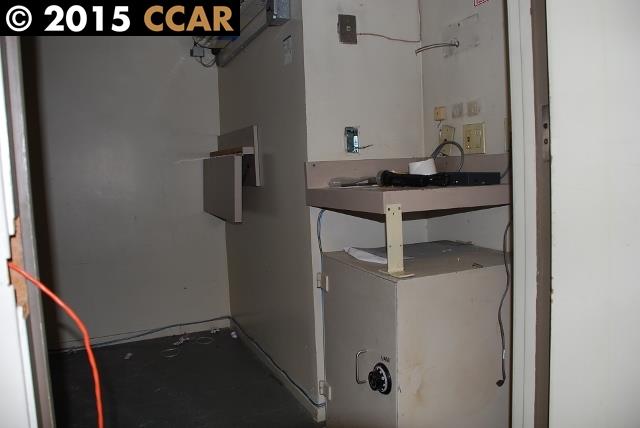 15041 Farnsworth, SAN LEANDRO, California 94579, ,Comm Industrial For Lease,For Rent,Farnsworth,40940379