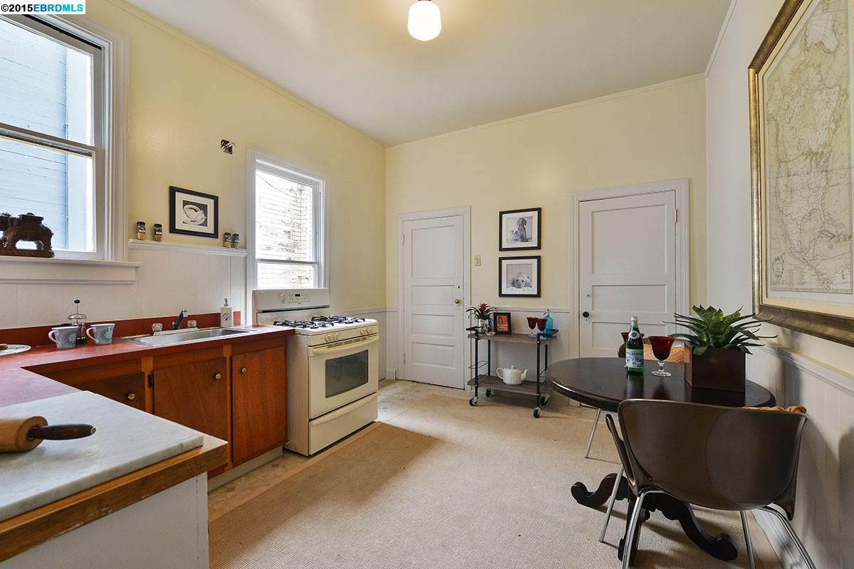 2028 BANCROFT WAY, BERKELEY, California 94704, ,Comm Ri Multi-units 5+,For Sale,BANCROFT WAY,40717113