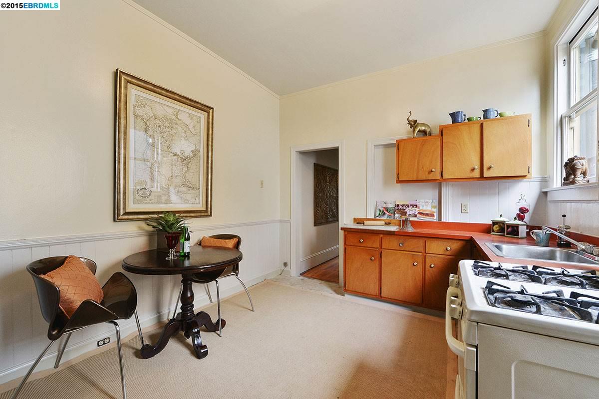2028 BANCROFT WAY, BERKELEY, California 94704, ,Comm Ri Multi-units 5+,For Sale,BANCROFT WAY,40717113