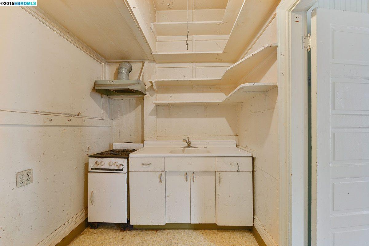 2028 BANCROFT WAY, BERKELEY, California 94704, ,Comm Ri Multi-units 5+,For Sale,BANCROFT WAY,40717113