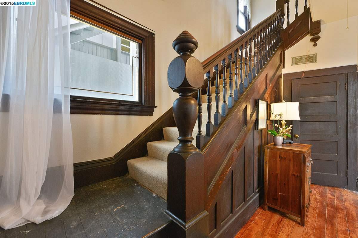 2028 BANCROFT WAY, BERKELEY, California 94704, ,Comm Ri Multi-units 5+,For Sale,BANCROFT WAY,40717113