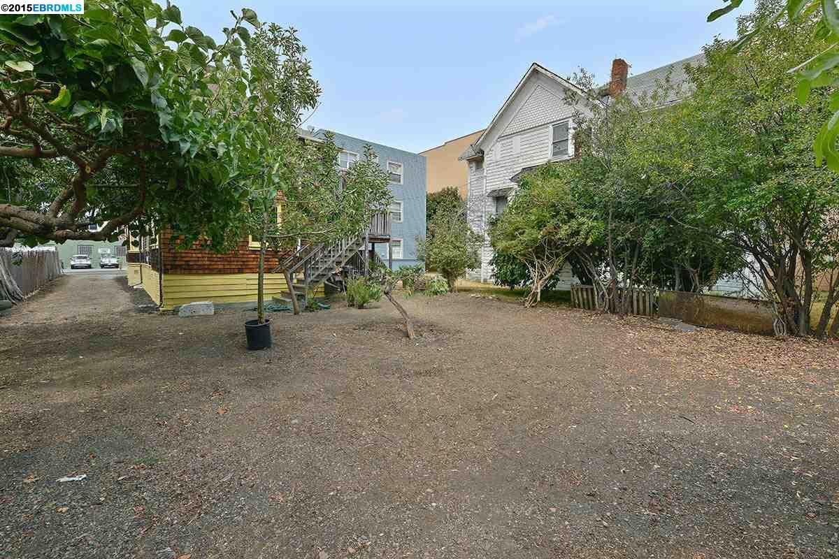 2028 BANCROFT WAY, BERKELEY, California 94704, ,Comm Ri Multi-units 5+,For Sale,BANCROFT WAY,40717113