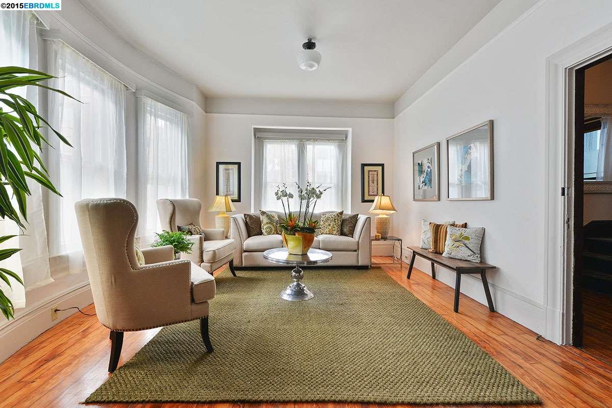 2028 BANCROFT WAY, BERKELEY, California 94704, ,Comm Ri Multi-units 5+,For Sale,BANCROFT WAY,40717113