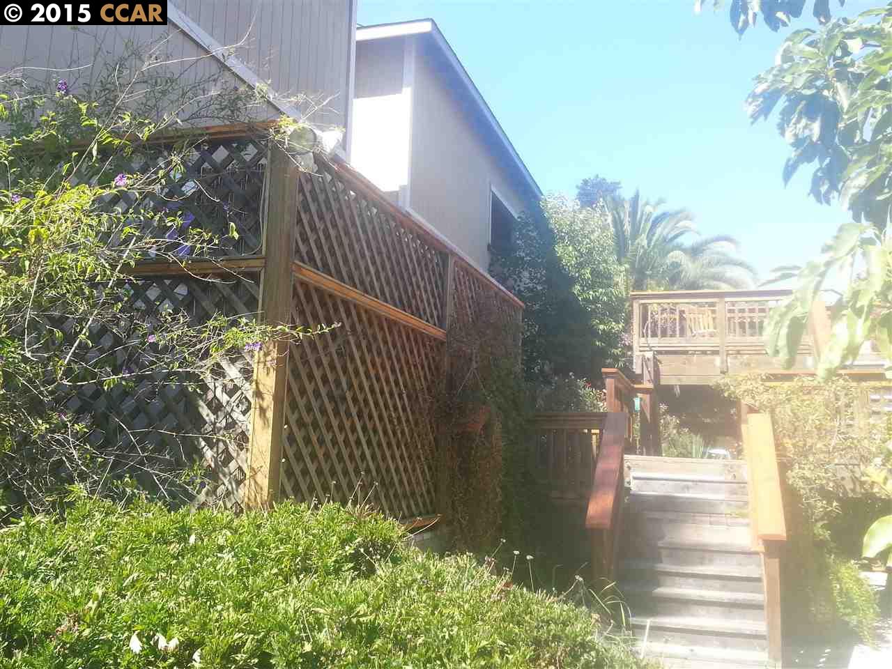 201 Clarence, RICHMOND, California 94801, ,Comm Ri Multi-units 5+,For Sale,Clarence,40717850