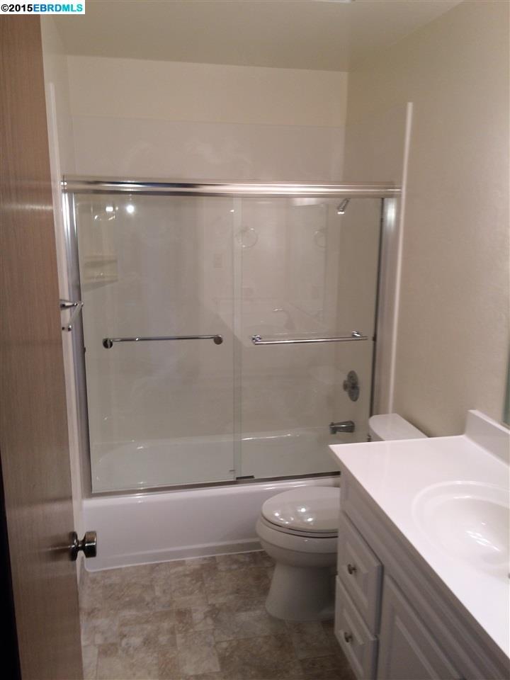 6615 Schmidt Lane, EL CERRITO, California 94530, ,Comm Ri Multi-units 5+,For Sale,Schmidt Lane,40718969