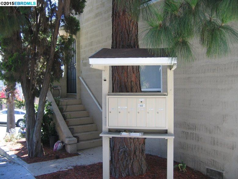 2823 11th Avenue, OAKLAND, California 94610-4079, ,Comm Ri Multi-units 5+,For Sale,11th Avenue,40719133