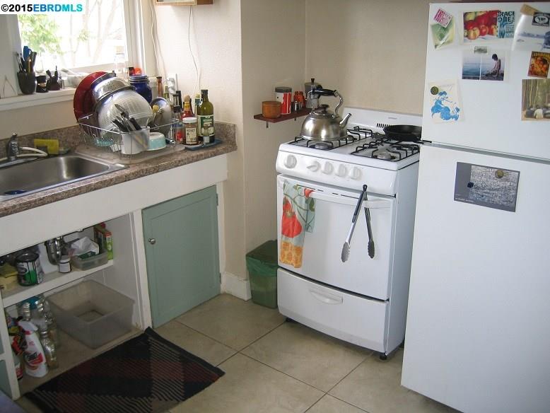 2823 11th Avenue, OAKLAND, California 94610-4079, ,Comm Ri Multi-units 5+,For Sale,11th Avenue,40719133