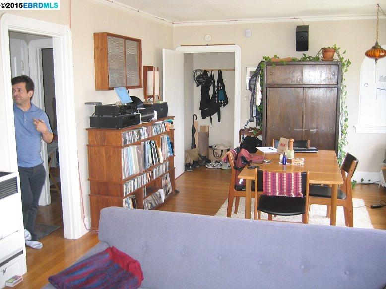 2823 11th Avenue, OAKLAND, California 94610-4079, ,Comm Ri Multi-units 5+,For Sale,11th Avenue,40719133